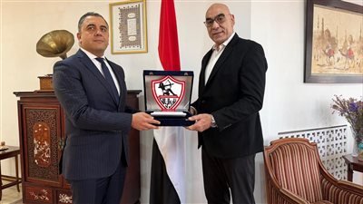 هشام نصر يلبي دعوة السفير المصري بالجزائر قبل مواجهة شباب بلوزداد