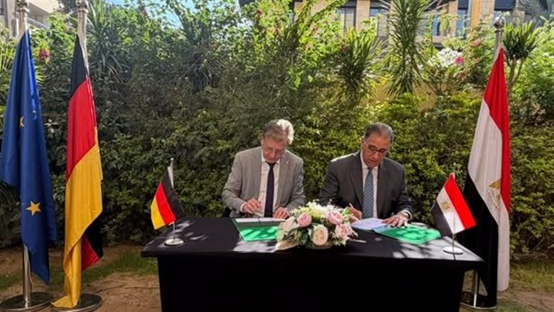 نائب وزير الخارجية يوقع إعلان نوايا للتعاون مع ألمانيا