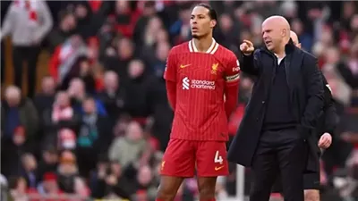 فان دايك يعترف بأزمة ليفربول ويطالب برد فعل قوي من الفريق