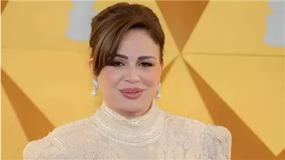 إلهام شاهين تعلق على انفعالها بعد سؤالها عن موعد زواجها: كبرت على الكلام دة