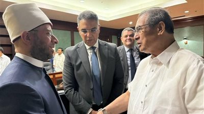 رئيس المحكمة العليا بالفلبين يستقبل الأزهري لبحث تدريب القضاة الشرعيين بأكاديمية الأوقاف 
