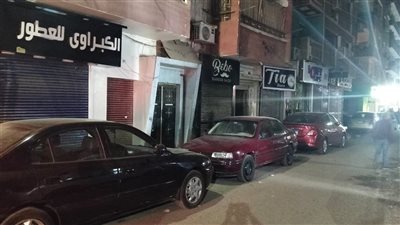 غلق وتشميع 43 محلًا ومنشأة تجارية مخالفة لمواعيد الغلق بأسيوط
