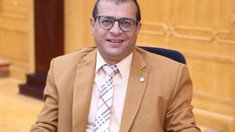 الدكتور عطا السنباطي 