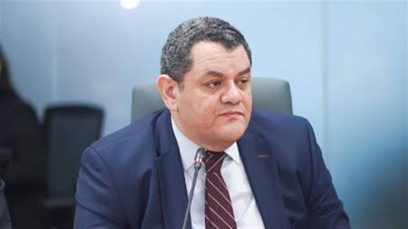 السفير نادر زكي 