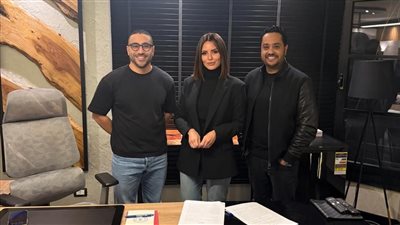 إيمان العاصي بطلة مسلسل إنفصال من 12 حلقة والعرض على إحدى المنصات