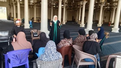 ندوة بمسجد عمرو بن العاص تناقش أسباب الانتحار وسبل توعية المرأة