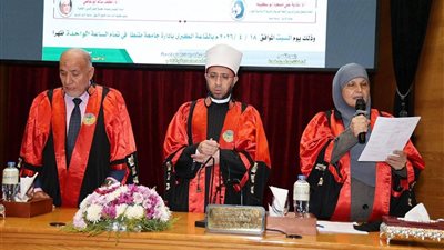 وزير الأوقاف يشارك في مناقشة رسالة ماجستير بكلية التربية بجامعة طنطا