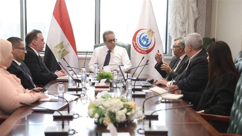 الدكتور خالد عبدالغفار وزير الصحة