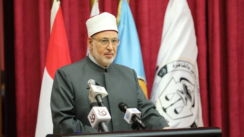 الدكتور الضويني 