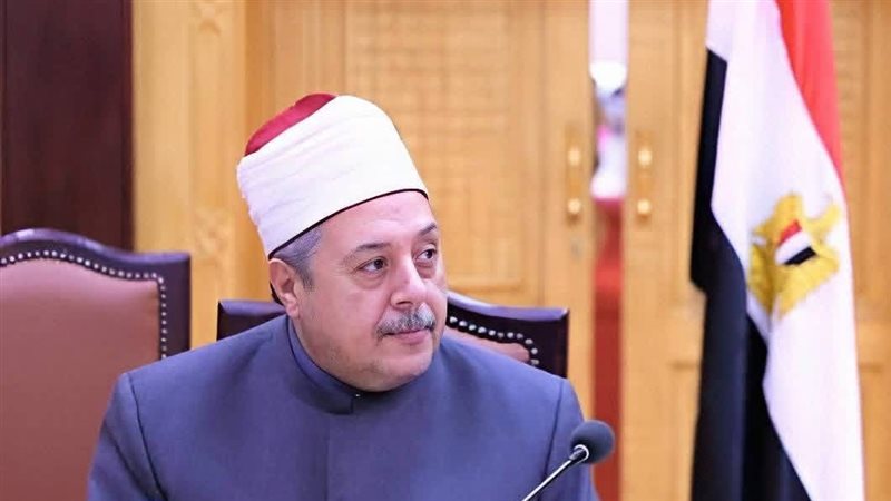 الشيخ أيمن عبد الغني 
