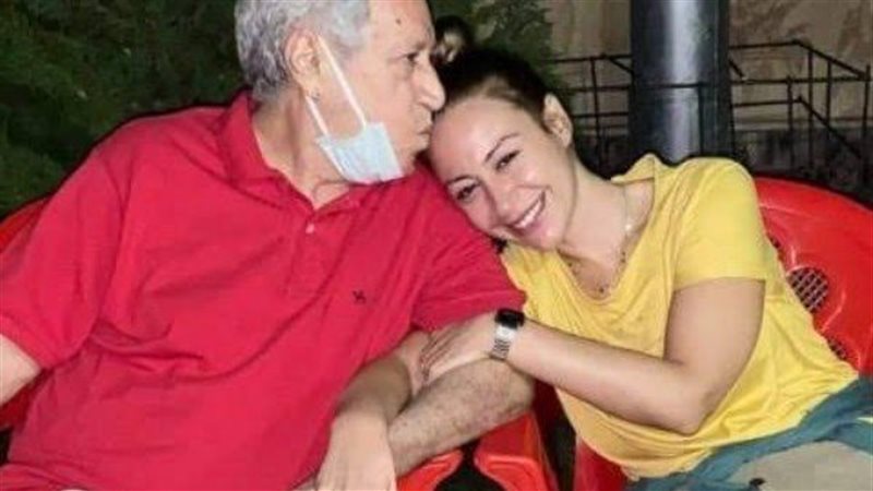 منة شلبي ووالدها