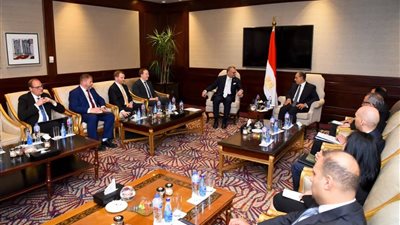 وزير الخارجية يبحث مع مستشار الرئيس الأمريكي ملفات المنطقة ويؤكد: الأمن المائي خط أحمر  