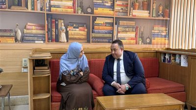 زيارة إنسانية.. نقيب المهندسين يتابع حالة مهندسة الطاقة الذرية ليلى إبراهيم