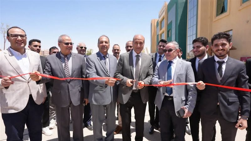 جانب من الافتتاح