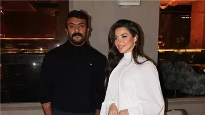 قلوب يارا السكري ورد أحمد العوضي يشعلان الجدل.. هل تكشف بدلة الزفاف القصة؟