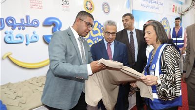“دكان الفرحة” ببني سويف لدعم 3 آلاف أسرة..وتوجيهات بتوسيع مظلة الحماية الاجتماعية