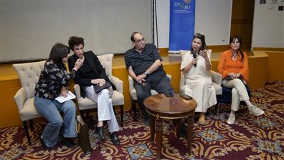 السفيرة القبرصية بمصر تستعرض رمزية السينما بمهرجان أسوان لأفلام المرأة