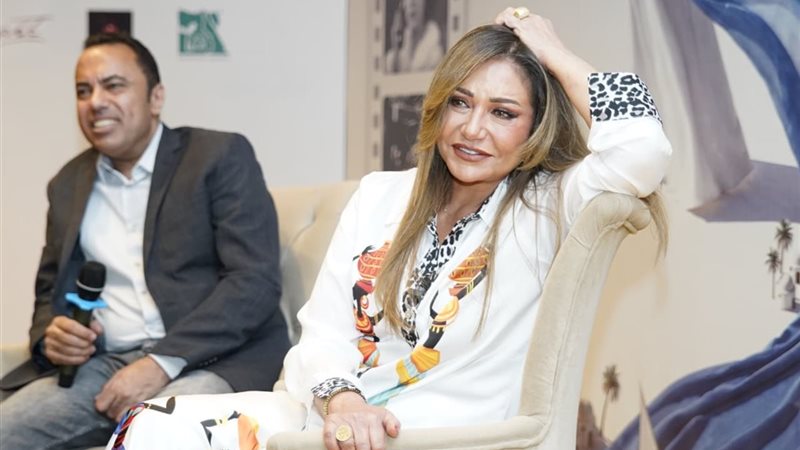 ليلي علوي 
