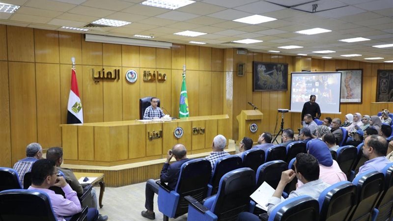 محافظ المنيا