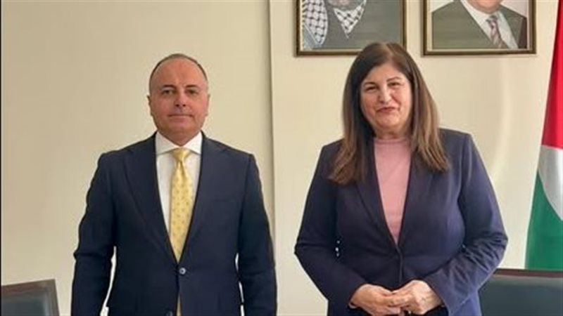 سفير مصر ووزيرة الخارجية الفلسطينية