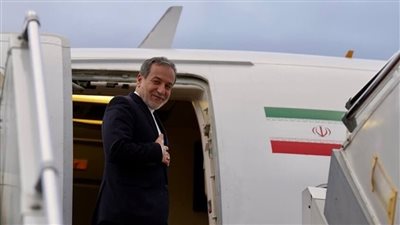 عراقجي يغادر إسلام آباد بعد مشاورات مكثفة.. وباكستان تواصل وساطتها بين طهران وواشنطن