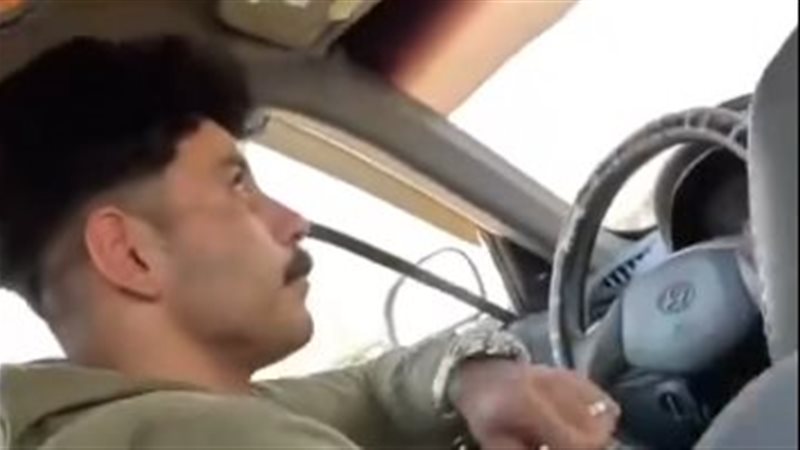 سائق الأجرة 