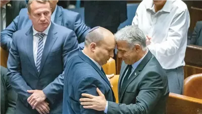 تحالف انتخابي بين لابيد وبينيت لتوحيد المعارضة ضد نتنياهو