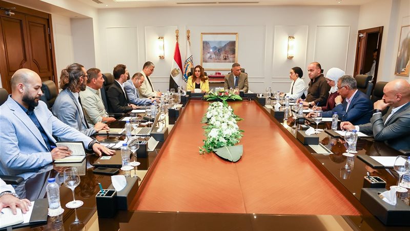 جانب من الاجتماع 