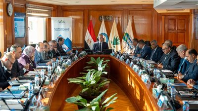 وزير البترول والثروة المعدنية يشهد أعمال الجمعية العامة لشركة فجر المصرية للغاز الطبيعي