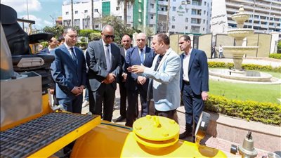 كفر الشيخ تحصل على أحدث ماكينة لتخطيط الطرق بتكنولوجيا متطورة|صور 