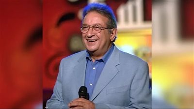في ذكرى ميلاد نور الشريف.. تعرف على قصة حبه مع بوسي ورفض والدها له