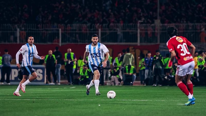 الأهلي وبيراميدز 