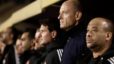 أحمد شوبير يفجرها: أزمة عقود تضرب الأهلي.. وملف 