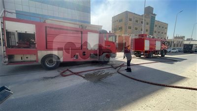 حريق ضخم يلتهم مصنعا للبلاستيك في 6 أكتوبر.. والحماية المدنية تحاصر النيران