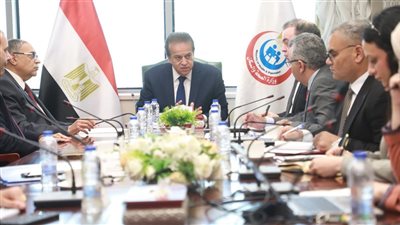 إنشاء وتطوير المستشفيات.. وزارة الصحة تُسرع وتيرة المشروعات الطبية