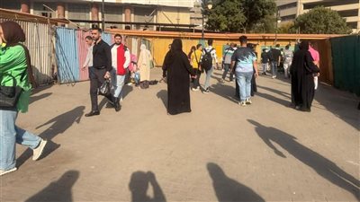 حملة مكبرة لإعادة الانضباط بمحيط حديقة الأزبكية ومحطة مترو العتبة