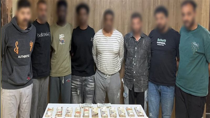 المتهمون 