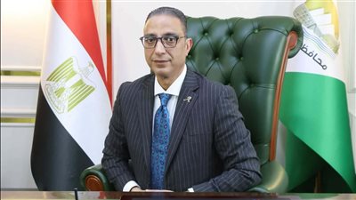 محافظ الجيزة يتابع حادث سقوط شرفتين بأحد العقارات بحى المنيرة