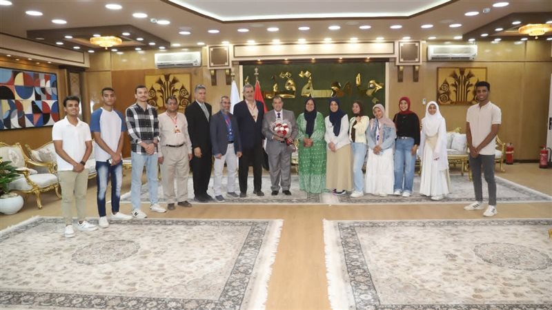 جامعة قنا 