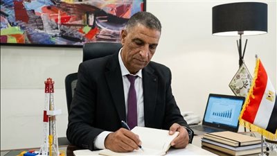 عماد حمدي منسي يكتب: كبرياء الحفار.. حكايات بترولية                                                                               