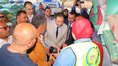 حصاد 24 ألف فدان.. محافظ دمياط: وردنا 2000 طن قمح
