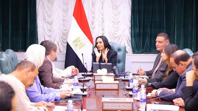 وزيرة التضامن تلتقي عدداً من أعضاء مجلسي النواب والشيوخ