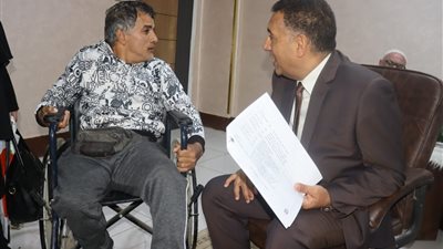 محافظ القليوبية يعقد لقاءً جماهيريًا ويُصدر قرارات عاجلة لدعم الأسر الأولى بالرعاية