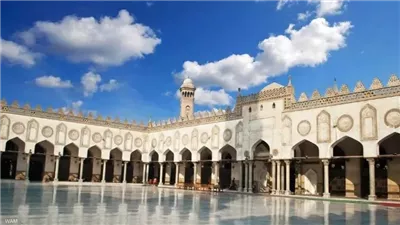 الأزهر يدين الهجمات الإيرانية على الإمارات ويدعو لوقفها فورًا واحترام السيادة الدولية