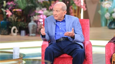 محمد أبو الغار وابنته ضيفان على 