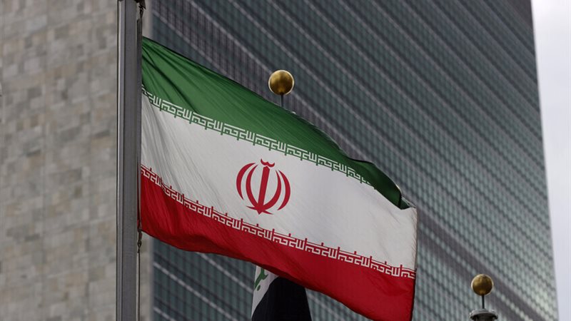 إيران 