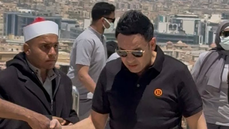 مصطفى قمر