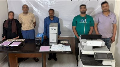 سقوط عصابة تزوير المحررات الحكومية بالقاهرة.. أوهموا المواطنين بوظائف وهمية