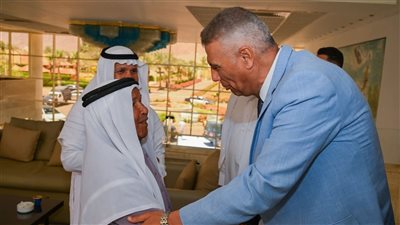 عواقل ومشايخ ونواب نويبع يشيدون بجهود محافظ جنوب سيناء في تنمية المدينة