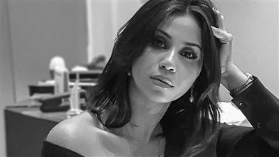 منال بن خام تواصل نجاحها بالقاهرة بعد شراكتها مع عصام عمر